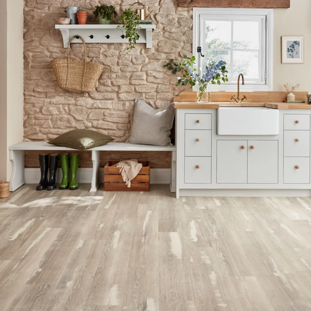 Karndean® - Silverhouse Farm Oak